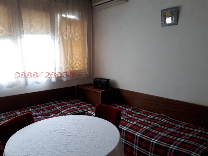 Продава 4-СТАЕН, гр. Нови пазар, област Шумен, снимка 6 - Апартаменти - 52779116