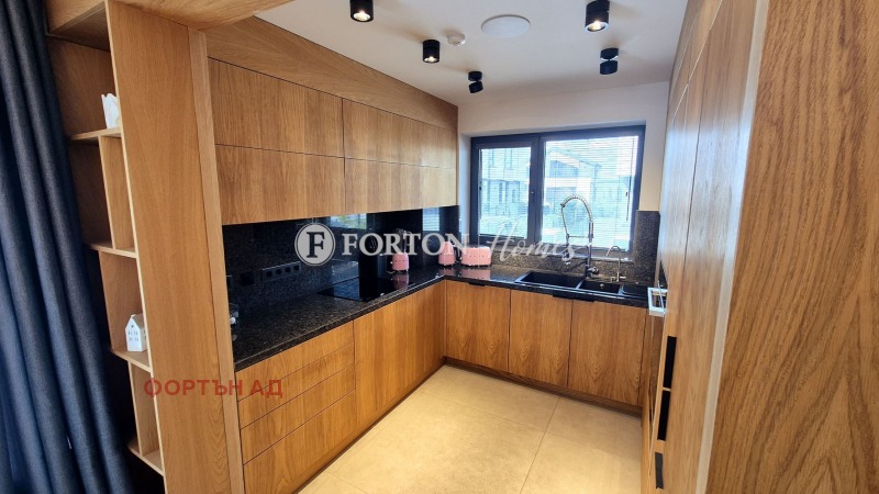 À venda  Casa Sofia , v.z.Malinova dolina , 460 m² | 77325555 - imagem [10]