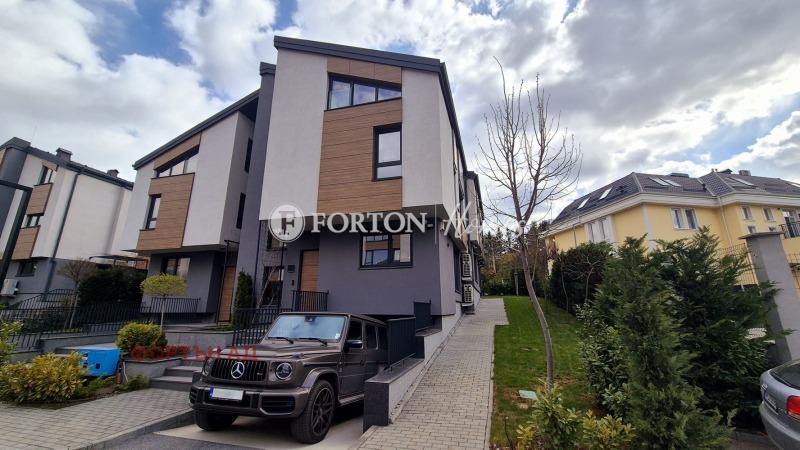 À venda  Casa Sofia , v.z.Malinova dolina , 460 m² | 77325555 - imagem [2]