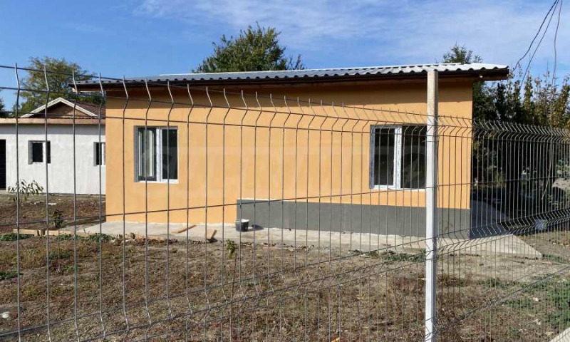 Продава КЪЩА, с. Слана бара, област Видин, снимка 2 - Къщи - 52133988