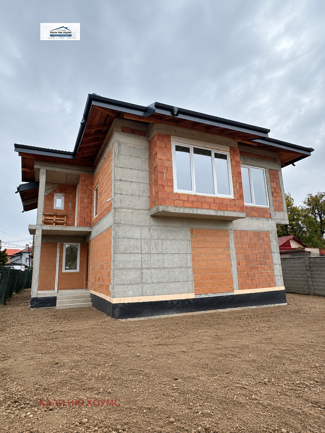 Продава КЪЩА, гр. София, с. Кривина
