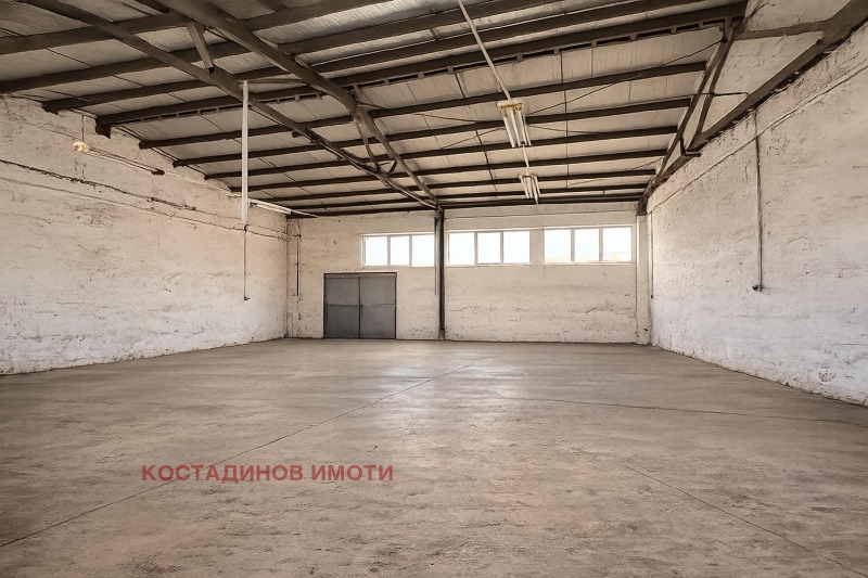 Продава ПРОМ. ПОМЕЩЕНИЕ в област Пловдив, гр. Садово - 500 кв.м / 122 400 € » 239 393.59 лв., КОСТАДИНОВ ИМОТИ