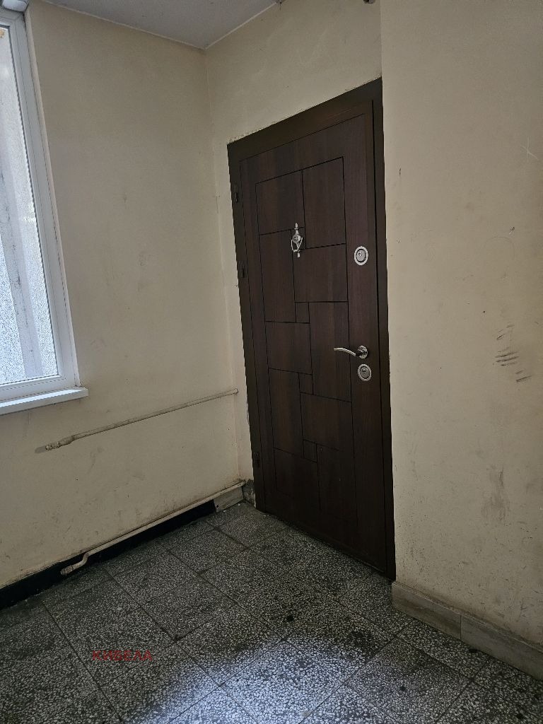 Продава  3-стаен град Перник , Изток , 82 кв.м | 64162102 - изображение [14]