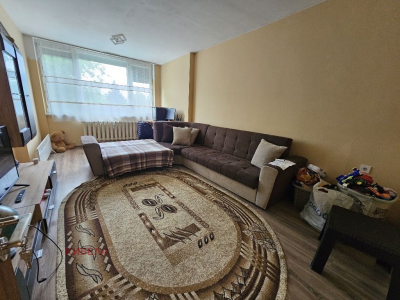 Продава  3-стаен град Перник , Изток , 82 кв.м | 64162102 - изображение [9]