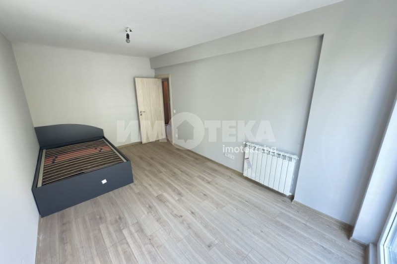 En venta  2 dormitorios Sofia , Oborishte , 117 metros cuadrados | 31940298 - imagen [16]
