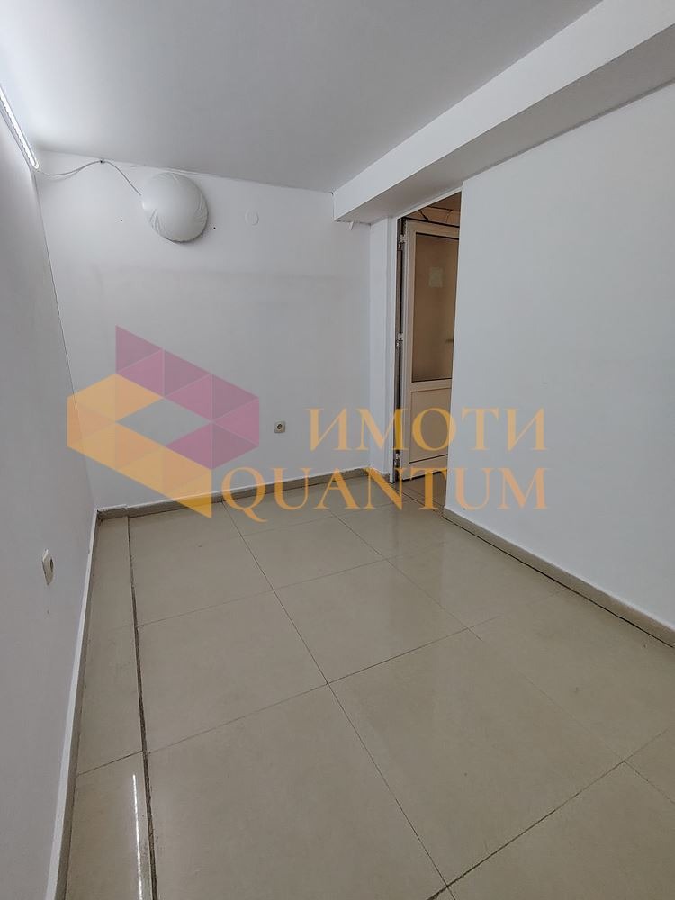 Продава БИЗНЕС ИМОТ, гр. Варна, ЖП Гара, снимка 8 - Други - 53643716