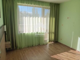 2 bedroom m-t Alen mak, Varna 3