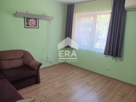 2 bedroom m-t Alen mak, Varna 2