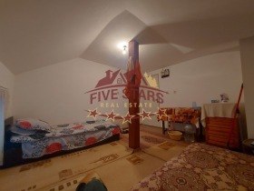 3 Schlafzimmer Stroitel, Dobritsch 10