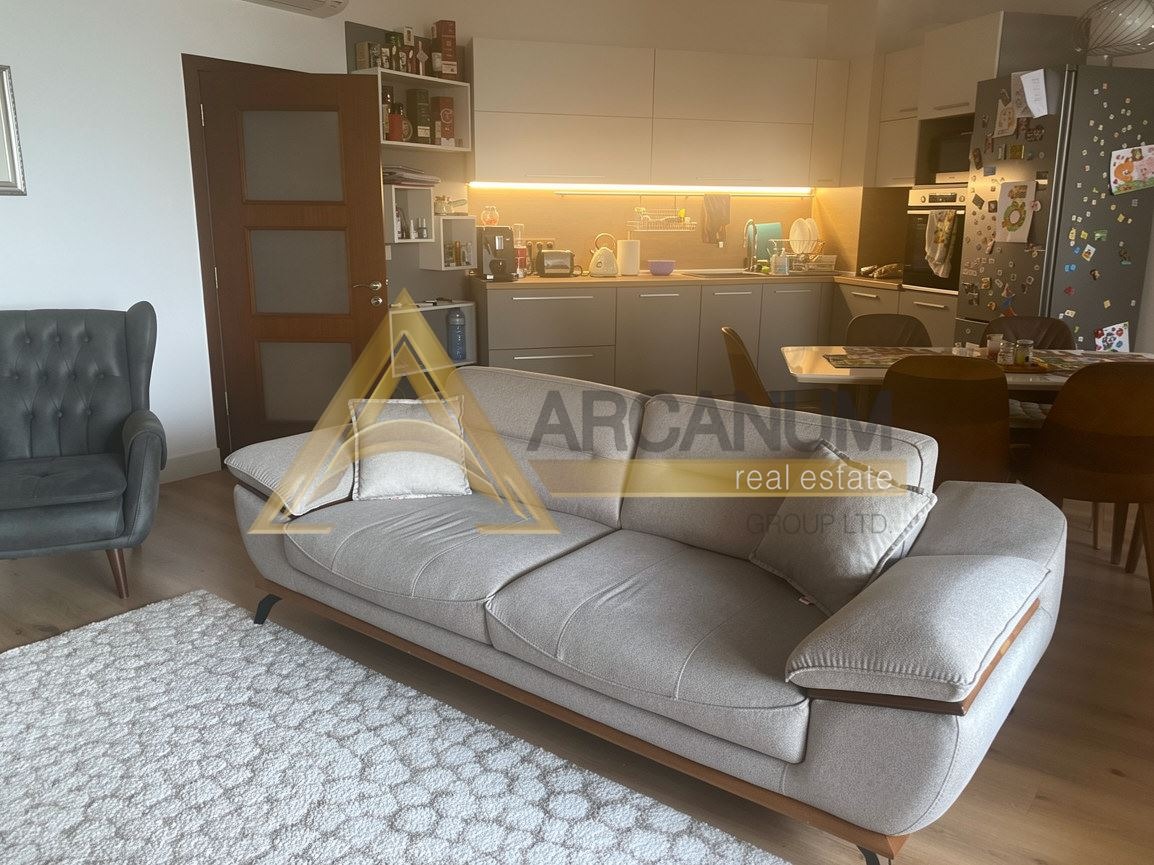 Продава 4-СТАЕН, гр. Варна, к.к. Чайка, снимка 2 - Апартаменти - 56129999