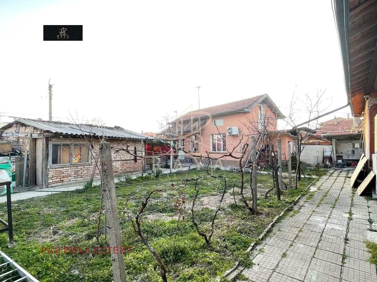 Продава КЪЩА, с. Градина, област Пловдив, снимка 2 - Къщи - 54230610