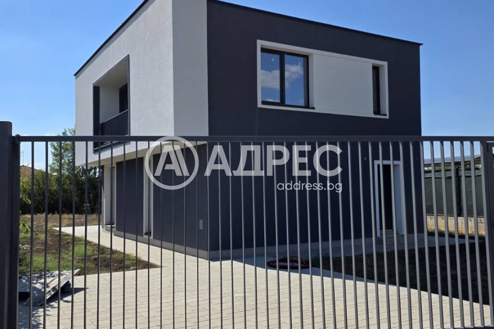 Продава КЪЩА, гр. София, с. Житен