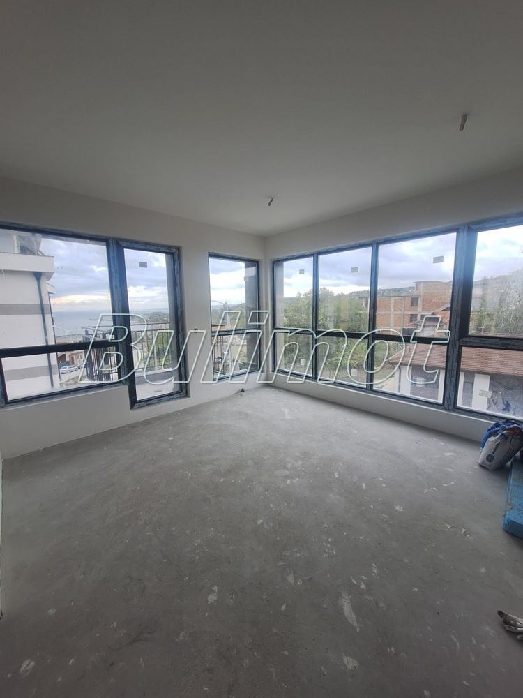 Na prodej  1 ložnice Varna , k.k. Slančev den , 65 m2 | 81662917