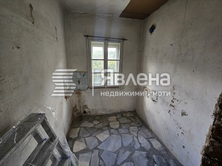 Продава КЪЩА, с. Големо Бучино, област Перник, снимка 7 - Къщи - 55533299