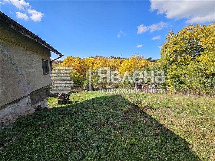 Продава КЪЩА, с. Големо Бучино, област Перник, снимка 16 - Къщи - 55533299