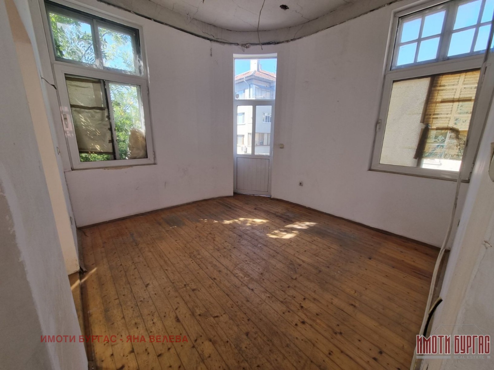 Продава КЪЩА, гр. Бургас, Център, снимка 9 - Къщи - 56361682
