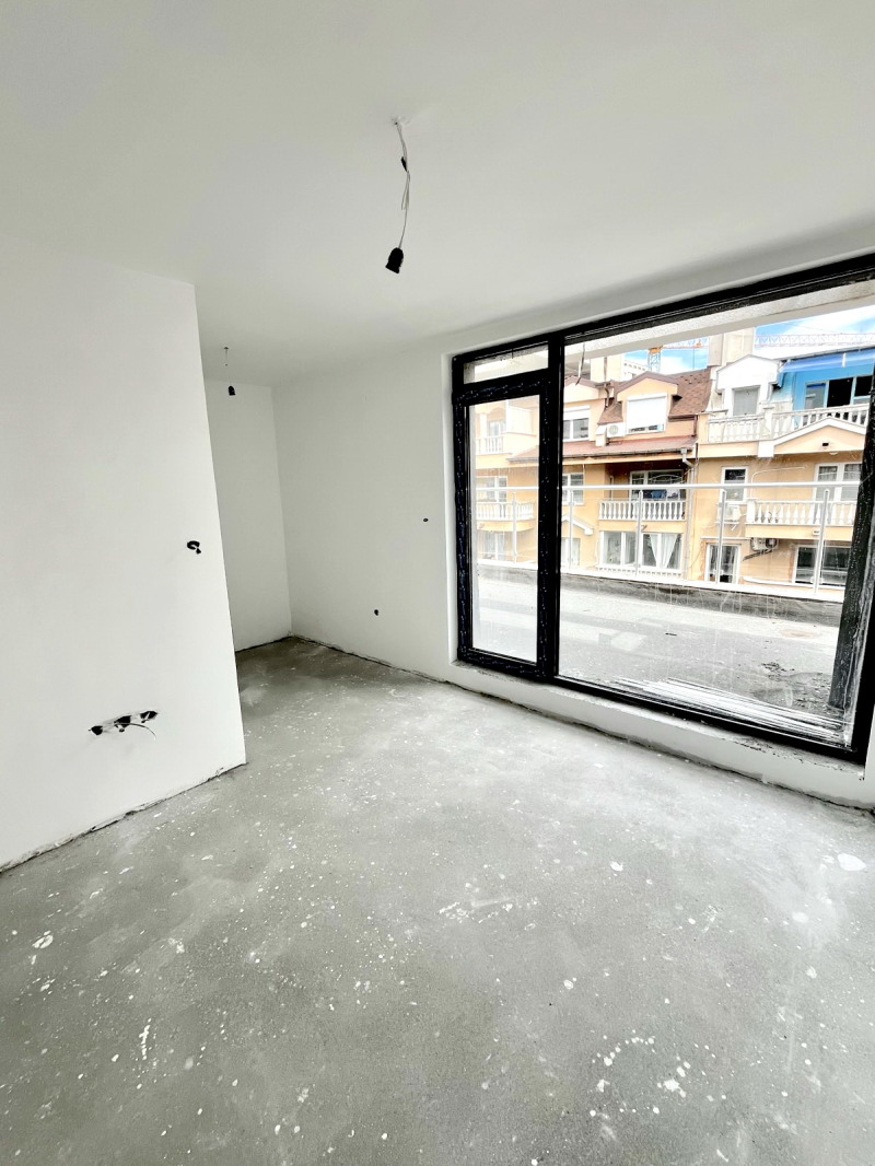 Eladó  2 hálószobás Sofia , Manastirski livadi , 169 négyzetméter | 28256043 - kép [12]