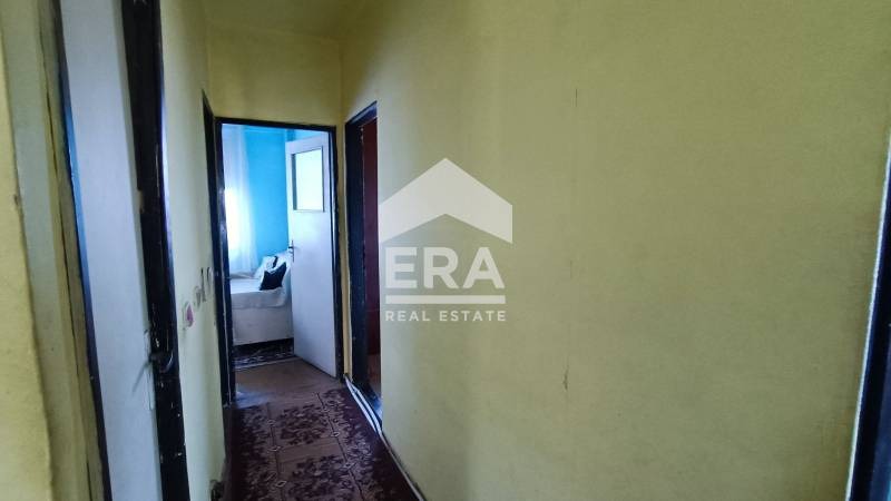 Продава 4-СТАЕН, гр. Търговище, Запад 3, снимка 6 - Aпартаменти - 47281814