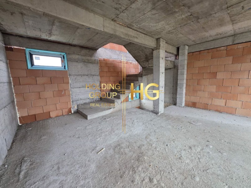 Продава КЪЩА, гр. Варна, м-т Горна Трака, снимка 17 - Къщи - 53600630