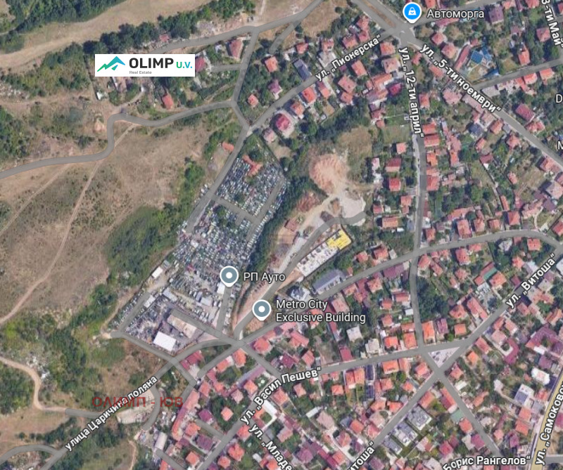 Till salu  Komplott Sofia , Gorubljane , 1500 kvm | 94792768