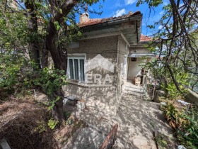 Hus Voenno uchilishte, Shumen 3