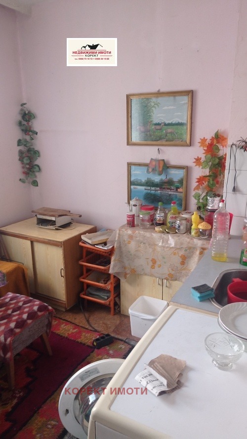 Продава 2-СТАЕН, гр. Шумен, Тракия, снимка 3 - Апартаменти - 52659844