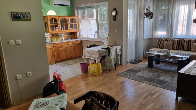 Satılık  2 yatak odası Plovdiv , Karşiyaka , 100 metrekare | 80380755