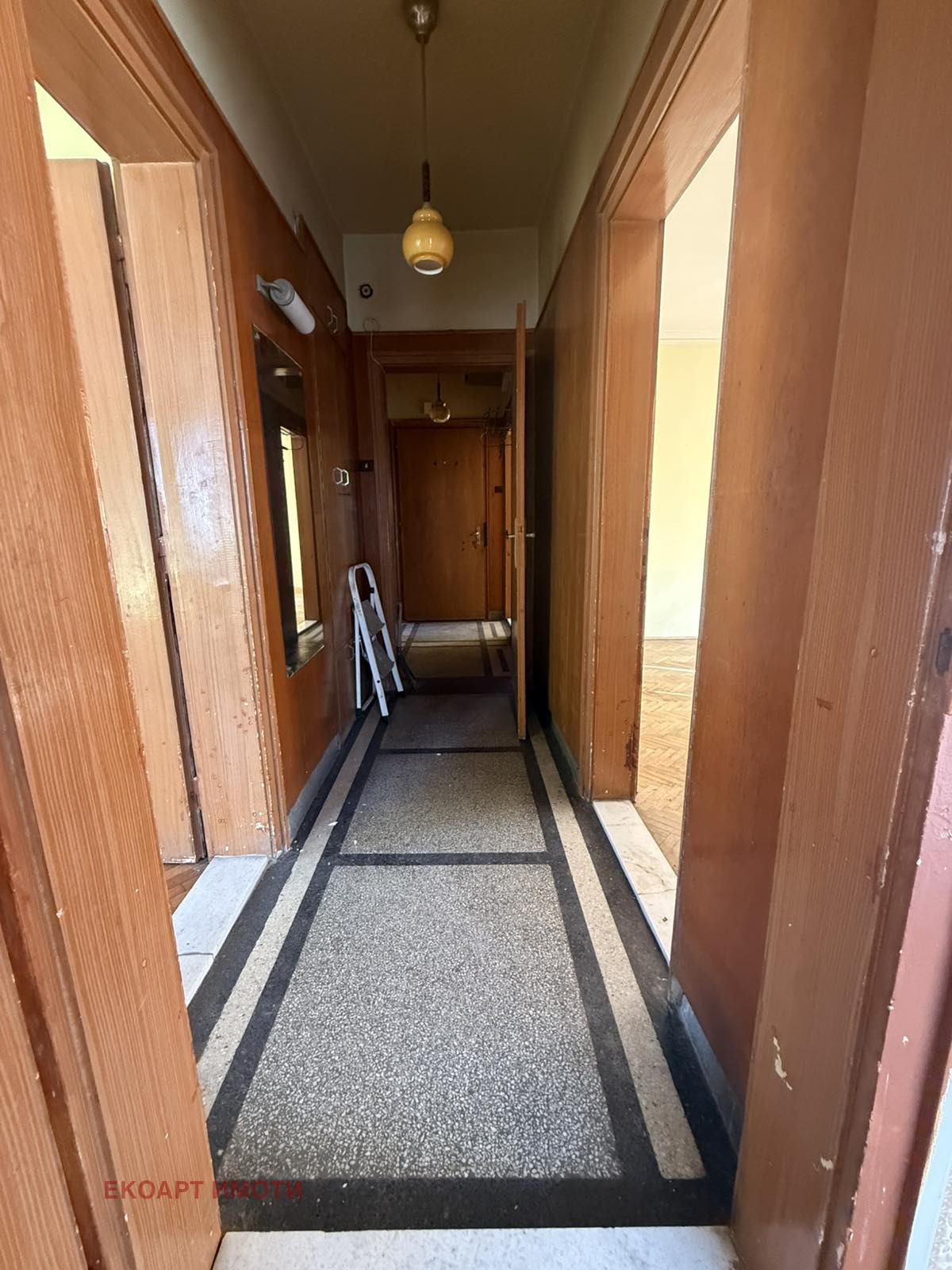 Продава МНОГОСТАЕН, гр. Бургас, Център, снимка 7 - Апартаменти - 55709286