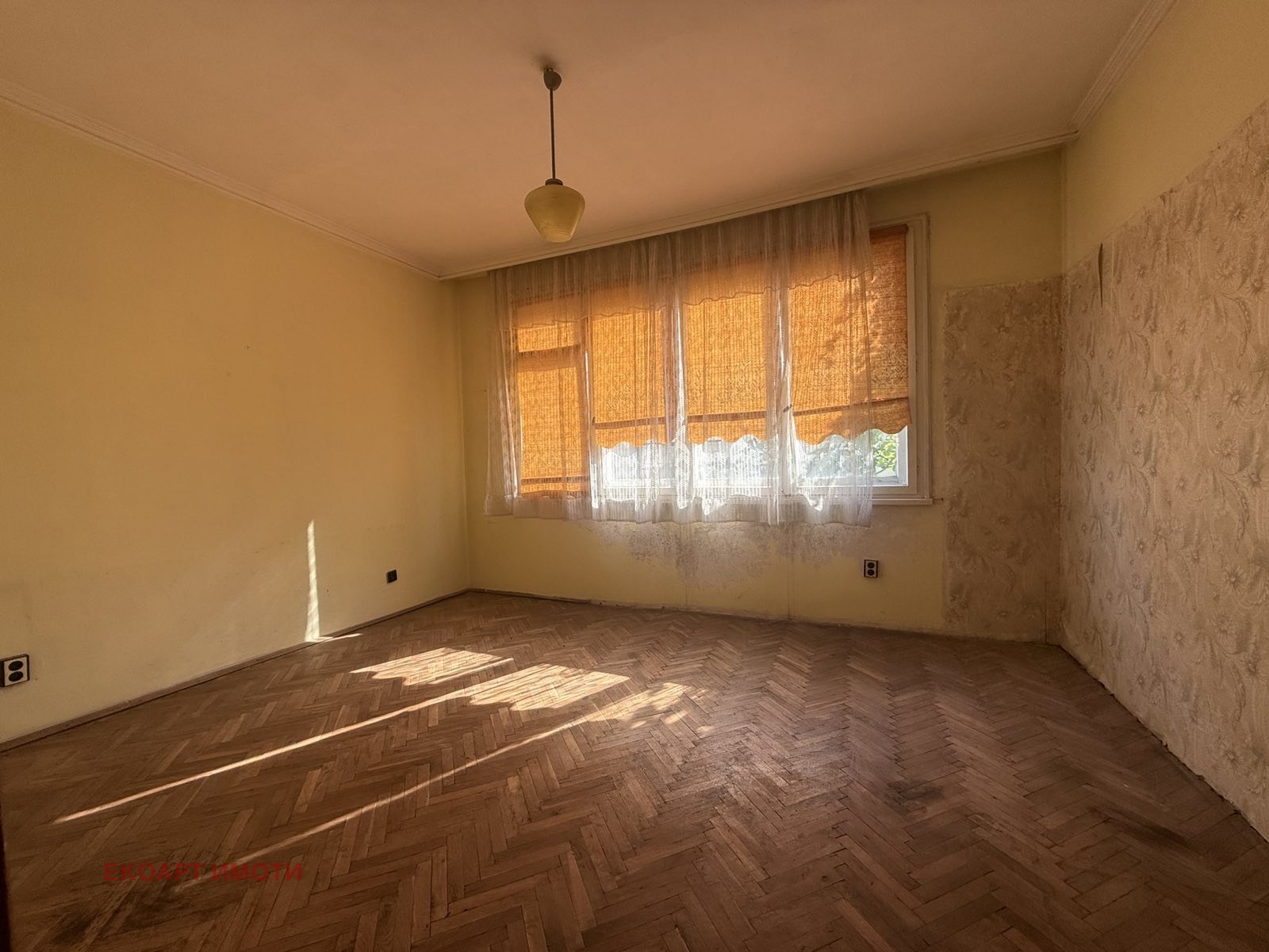 Продава МНОГОСТАЕН, гр. Бургас, Център, снимка 6 - Апартаменти - 55709286