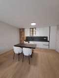 Продава 3-СТАЕН, гр. Варна, Център, снимка 1