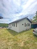 Продава КЪЩА, с. Подгорие, област София област, снимка 2