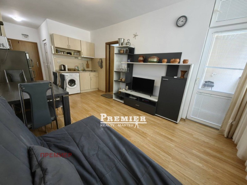 À venda  1 quarto região Burgas , k.k. Slantchev briag , 45 m² | 70327838 - imagem [4]