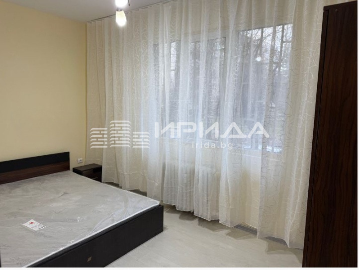 Продава 3-СТАЕН, гр. София, Медицинска академия, снимка 2 - Апартаменти - 53640841