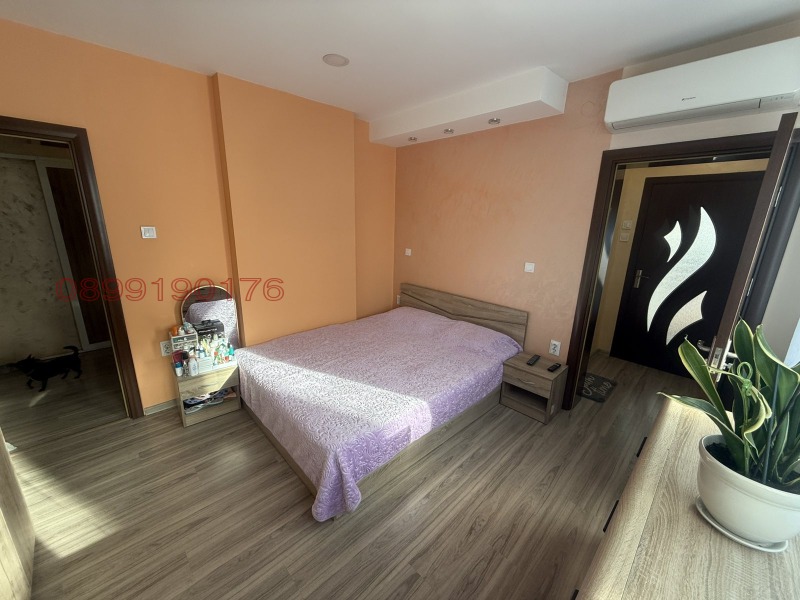 Продава ЕТАЖ ОТ КЪЩА, гр. Ямбол, Център, снимка 4 - Етаж от къща - 52782822