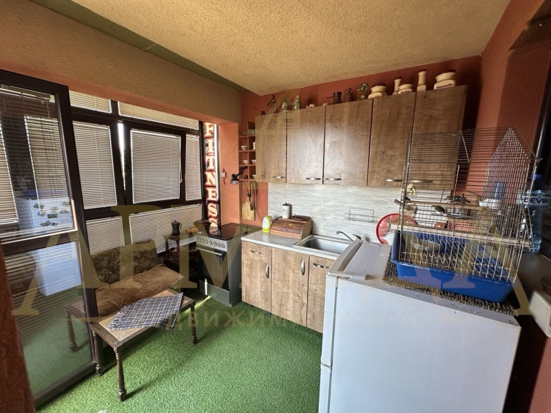 Na sprzedaż  3 sypialnie Plowdiw , Ostromila , 177 mkw | 60764983 - obraz [9]