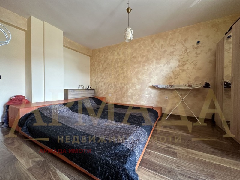 Продава  4-стаен град Пловдив , Остромила , 177 кв.м | 60764983 - изображение [6]