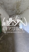 Продава  Пром. помещение област София , с. Душанци , 2000 кв.м | 93478800 - изображение [9]