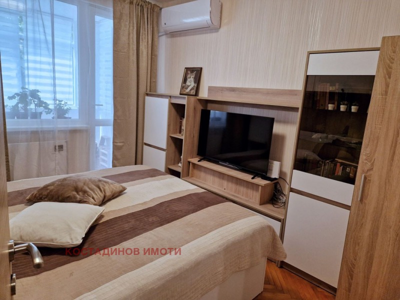 De vânzare  3+ dormitor Plovdiv , Camenița 2 , 106 mp | 35698390 - imagine [9]