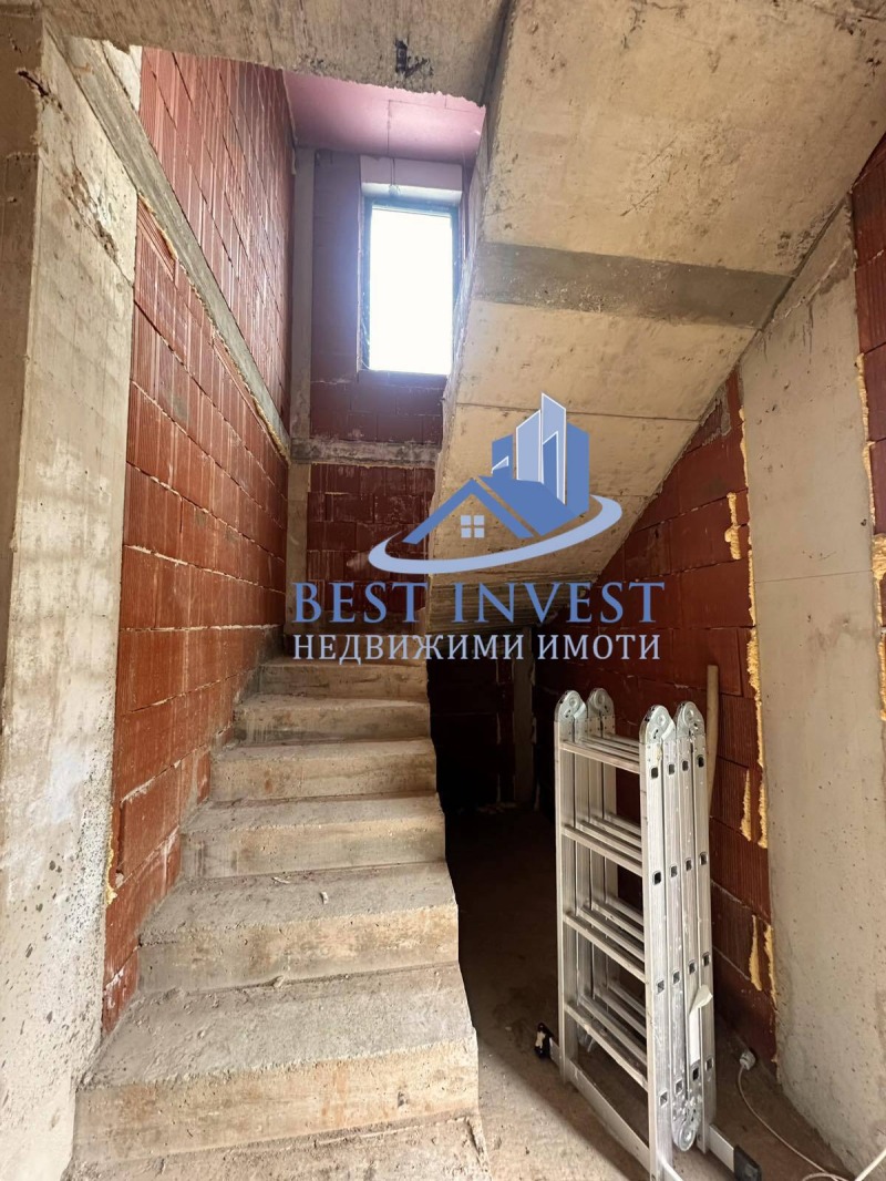 Продава КЪЩА, с. Изгрев, област Благоевград, снимка 3 - Къщи - 52625065