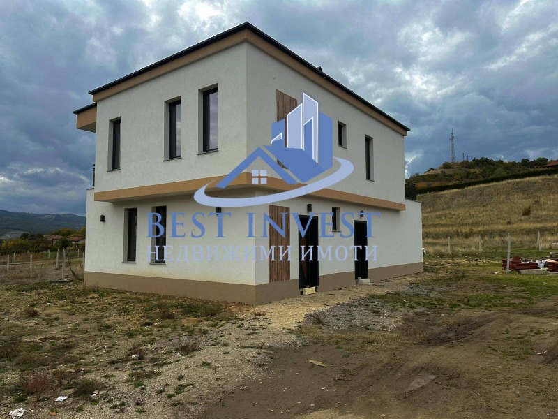 Продава КЪЩА, с. Изгрев, област Благоевград, снимка 5 - Къщи - 52625065