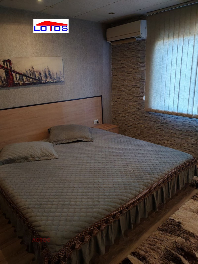 Продава КЪЩА, гр. Добрич, Център, снимка 3 - Къщи - 52288988