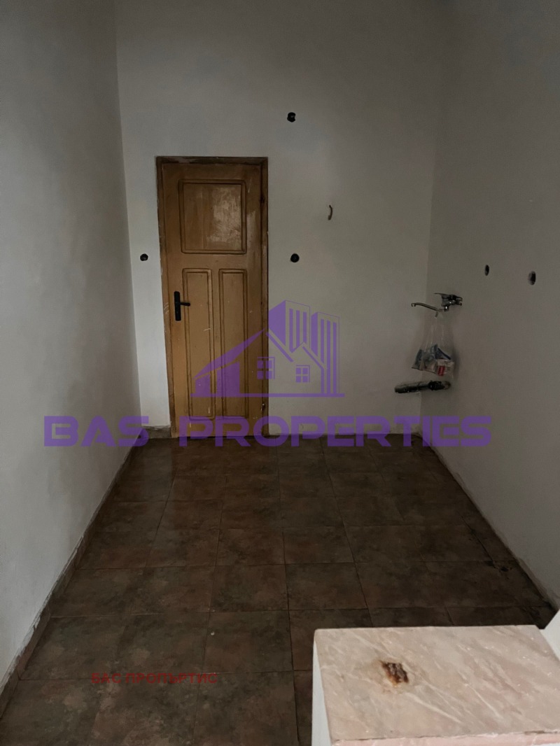 In vendita  Negozio Sofia , Hadgi Dimitar , 61 mq | 43970687 - Immagine [6]