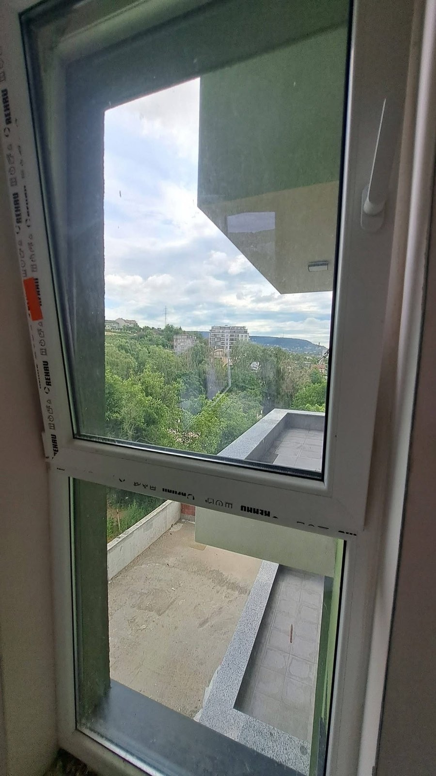 Продава 2-СТАЕН, гр. Варна, Изгрев, снимка 4 - Апартаменти - 54993739