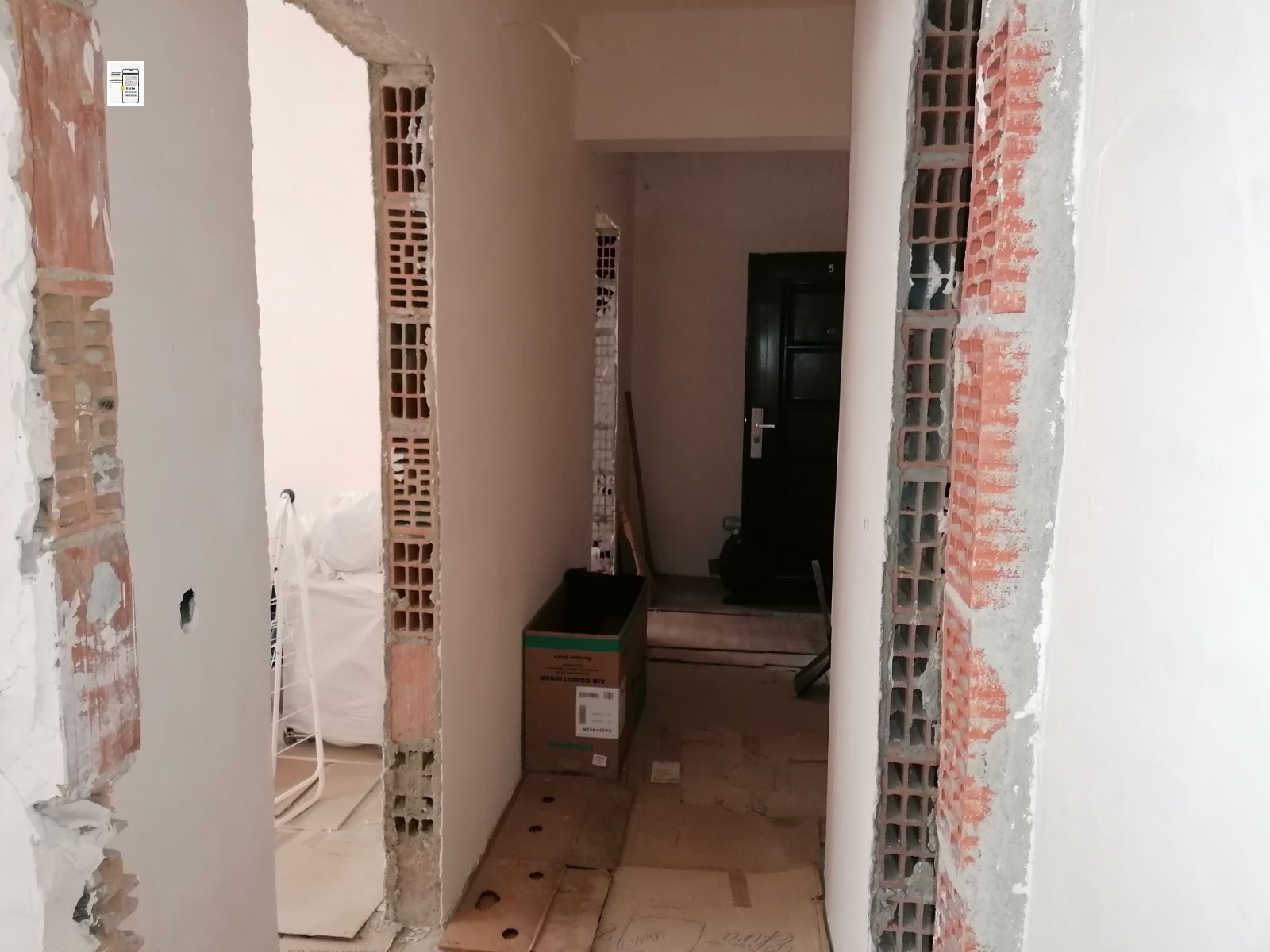 Продава 3-СТАЕН, гр. Добрич, Център, снимка 3 - Апартаменти - 54036950