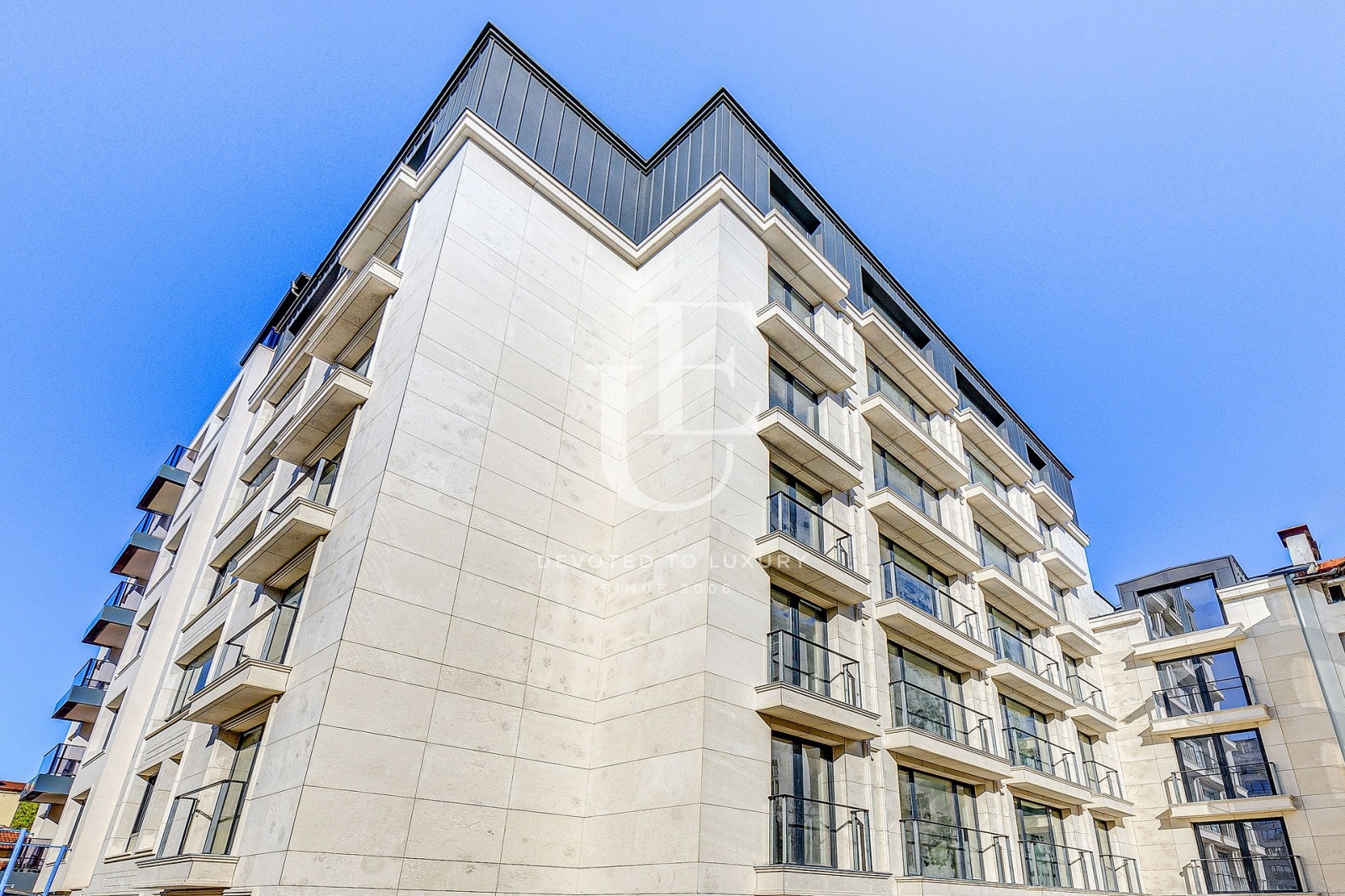 Продава 3-СТАЕН, гр. София, Център, снимка 2 - Апартаменти - 56494720
