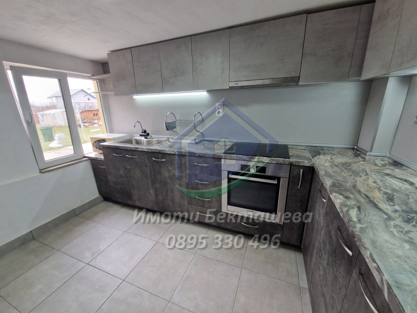Продава КЪЩА, с. Сандрово, област Русе, снимка 15 - Къщи - 54625624
