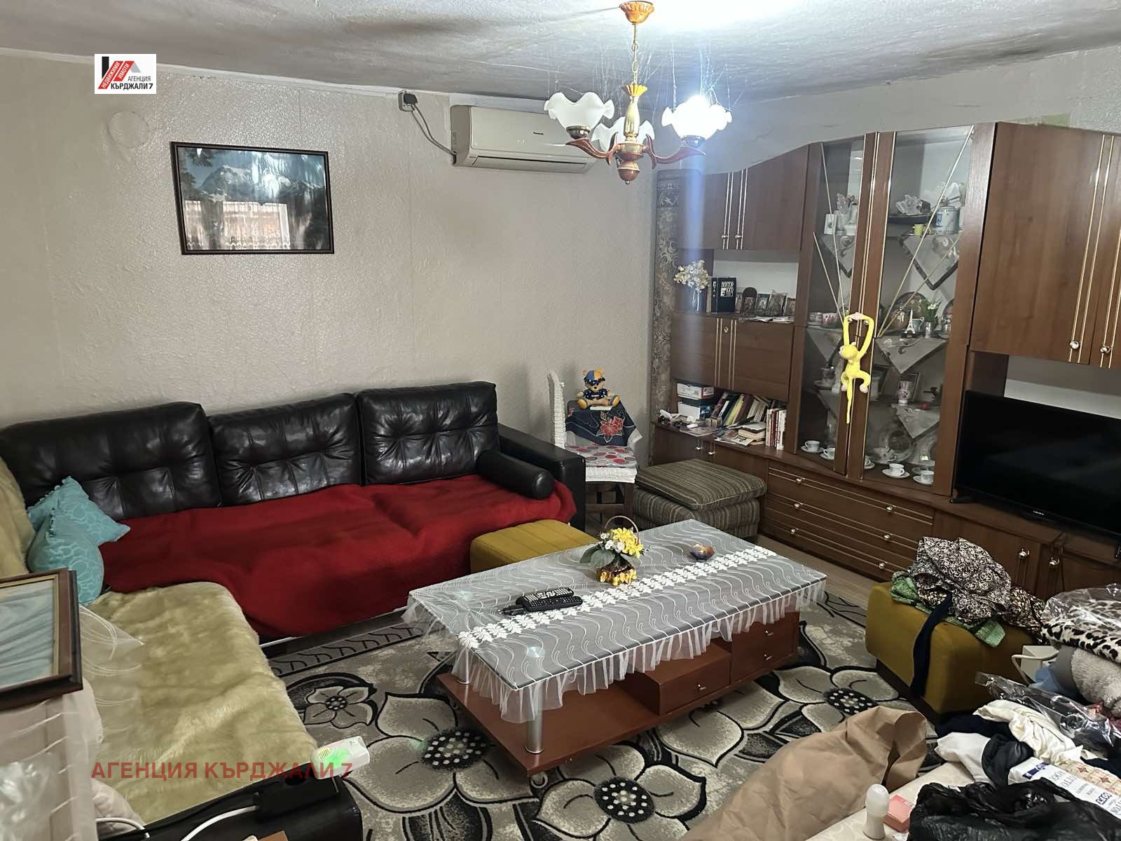 Продава КЪЩА, гр. Кърджали, Център, снимка 6 - Къщи - 54665286