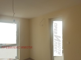 1 chambre Hristo Smirnenski, Plovdiv 5