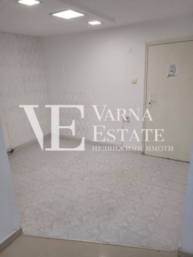 1 dormitorio VINS-Cherven ploshtad, Varna 8