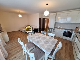 Продава  3-стаен, гр. Бяла